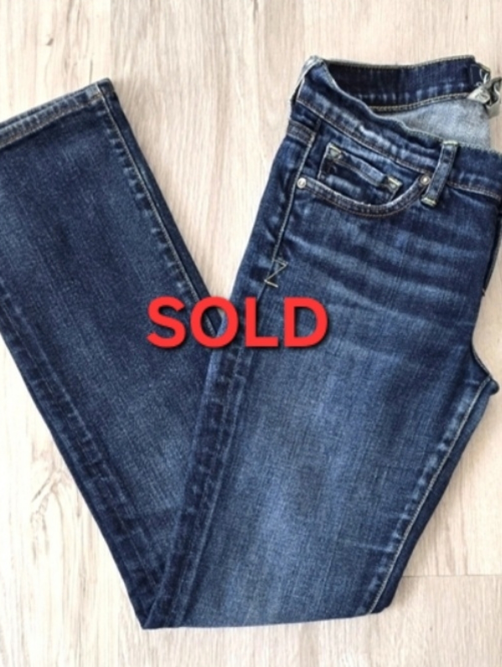 Lucky Brand | Zoe Boot 79 medium wash distressed low-rise denim jeans | WMS 28"